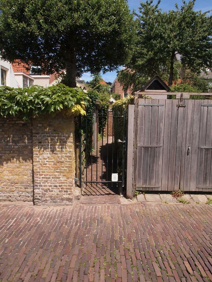 B&B De Zeeuwse Ruyter Брилле Экстерьер фото